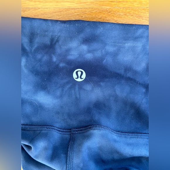 Lululemon Wunder Train High-Rise Short 8" - Picture 2 of 4